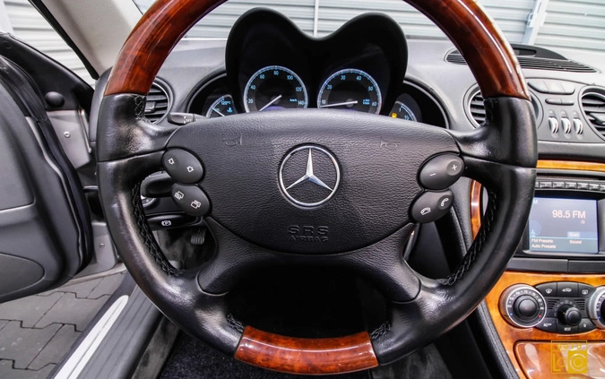 Mercedes-Benz SL cena 59999 przebieg: 73000, rok produkcji 2004 z Czempiń małe 529